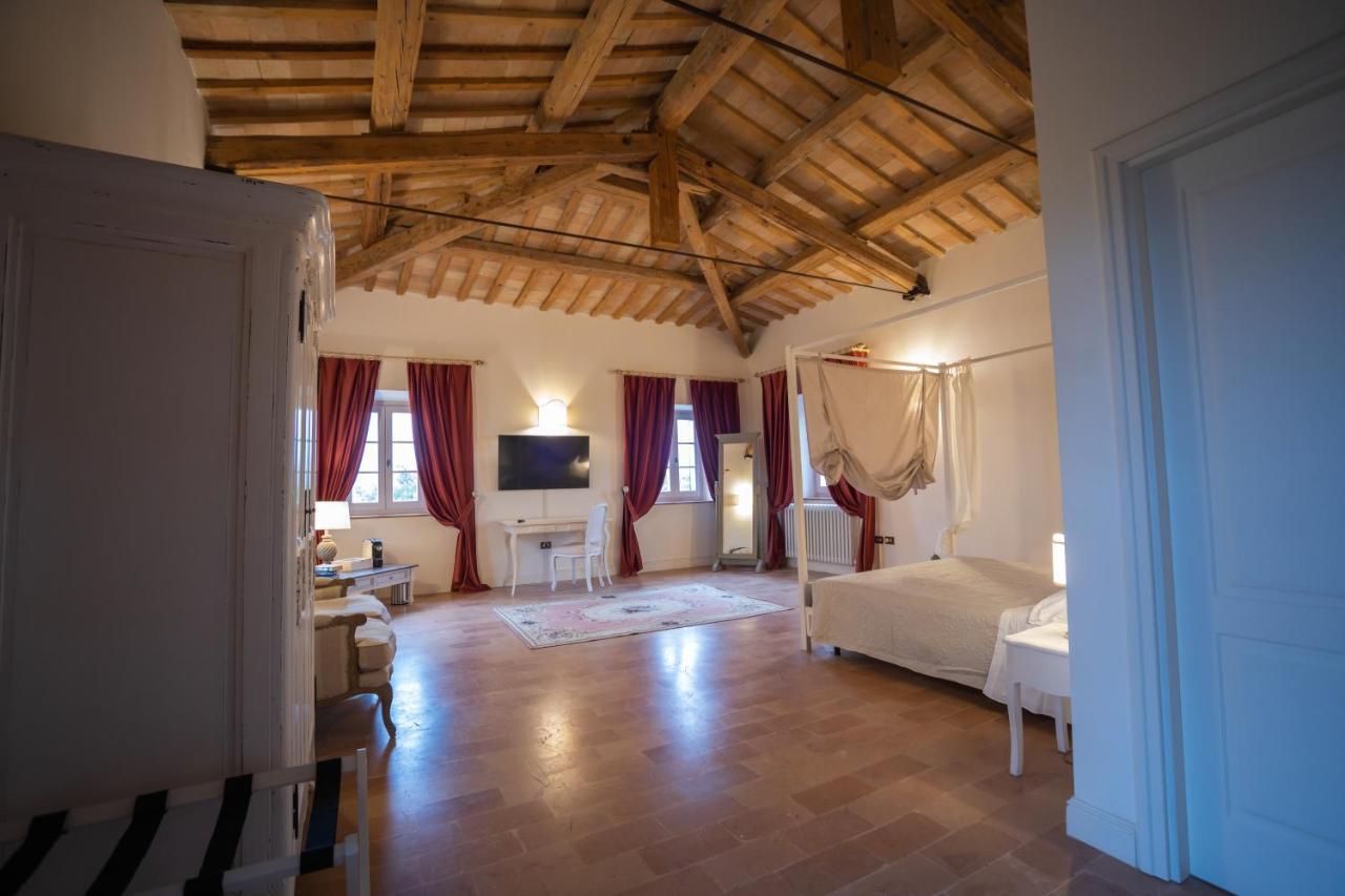 Villa Nena Tolentino Esterno foto