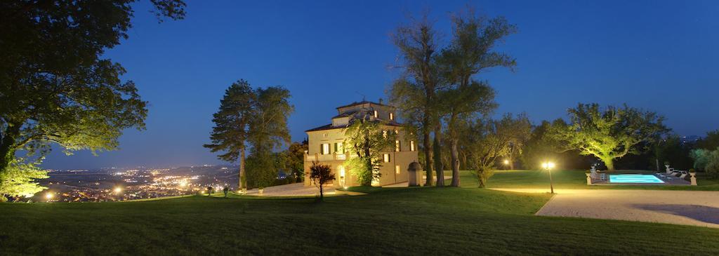Villa Nena Tolentino Esterno foto