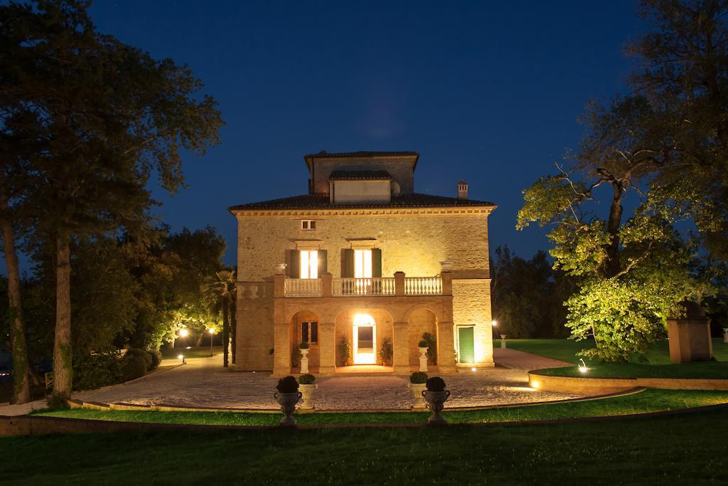 Villa Nena Tolentino Esterno foto
